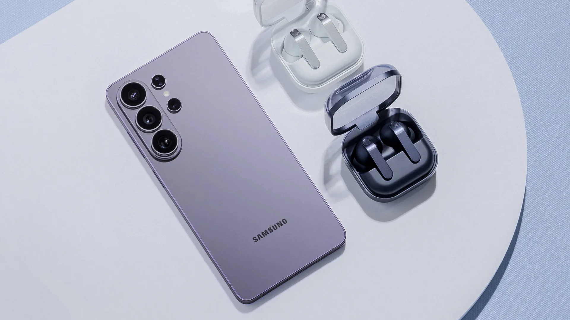 Galaxy S26 Ultra dính “đỏ màn hình” - Samsung đang điều tra